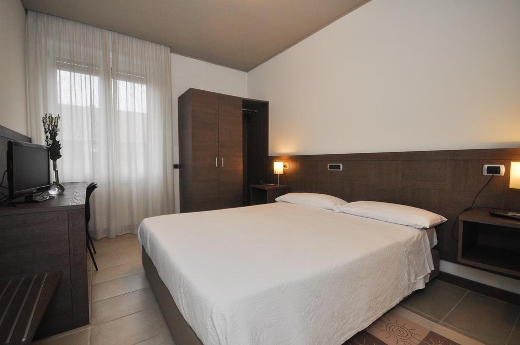 Albergo Sole Mariano Comense Extérieur photo